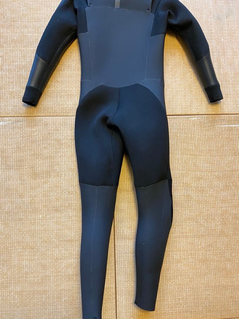 フェロー　fellow セミドライ ウェットスーツ サイズMB 5㎜X3㎜