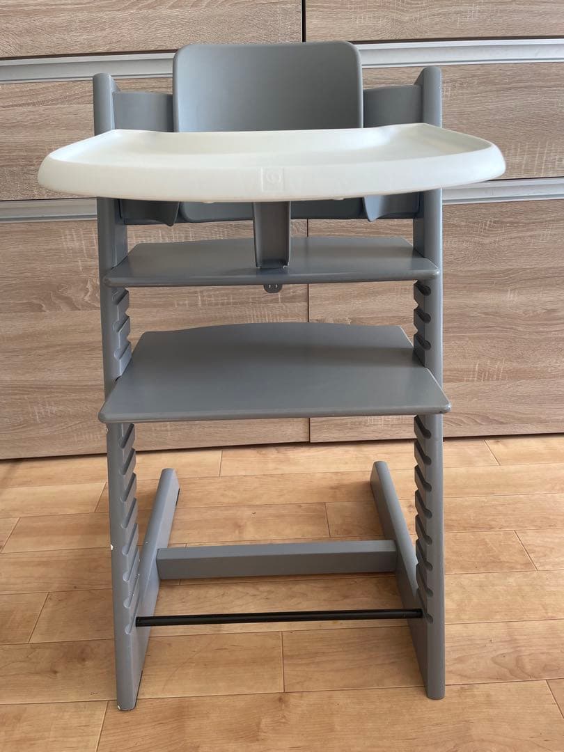 ストッケ　トリップトラップ　ベビーチェア　グレー