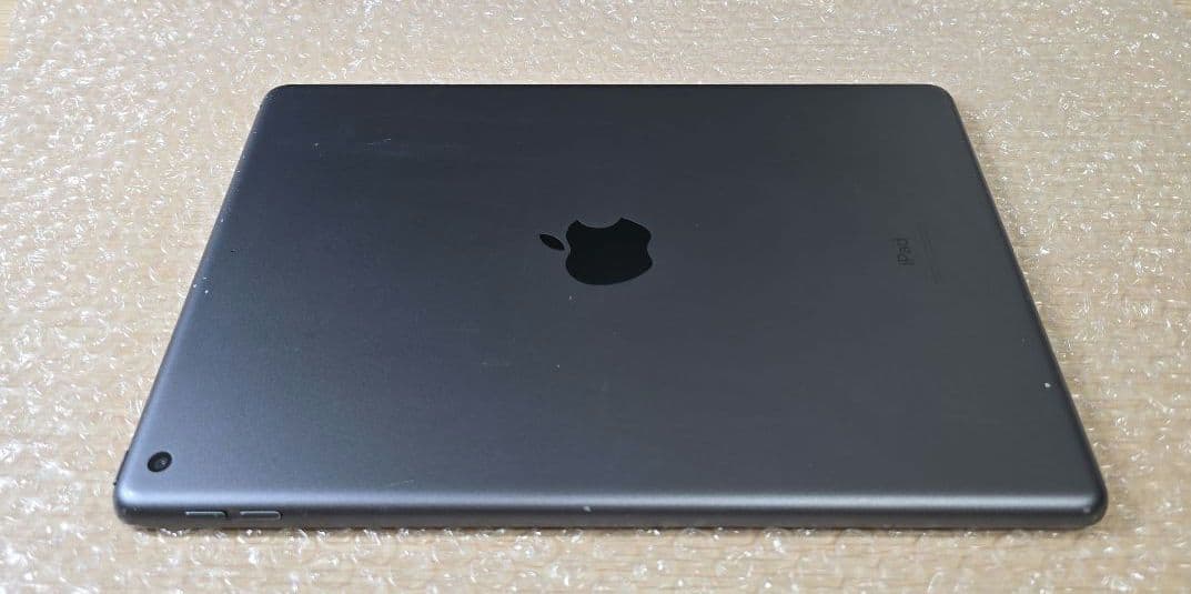 ゆ*！様 iPad 7◼️第7世代■Wi-Fi版◼️バッテリー極良品◼️166