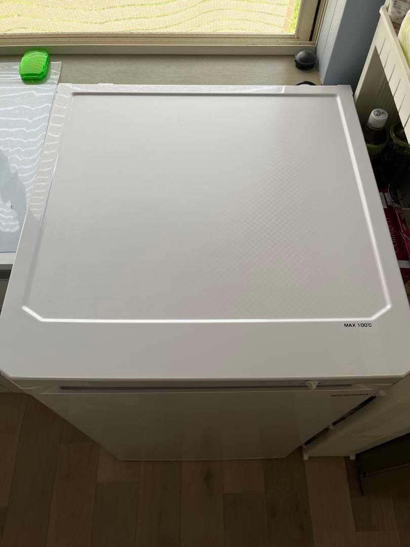 星サマ専用　アイリスオーヤマ　冷凍庫　IUSD-9B　2023年製