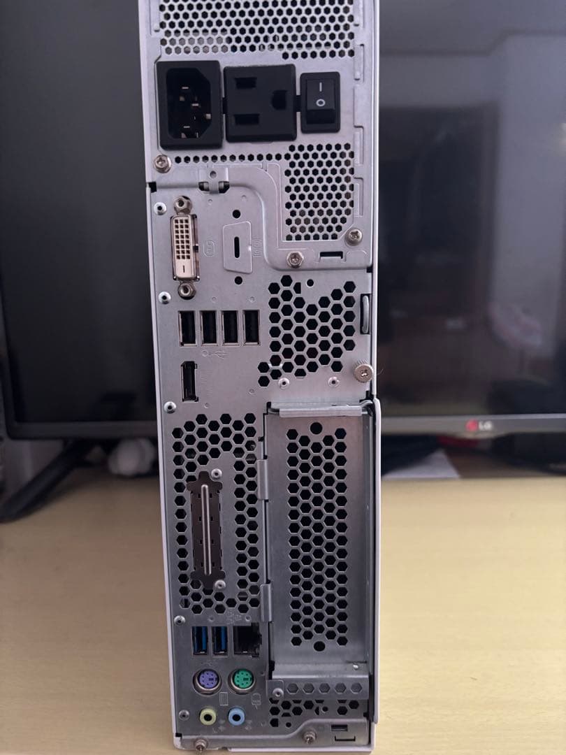 Fujitsu デスクトップPC ESPRIMO D558/TX 付属品多数