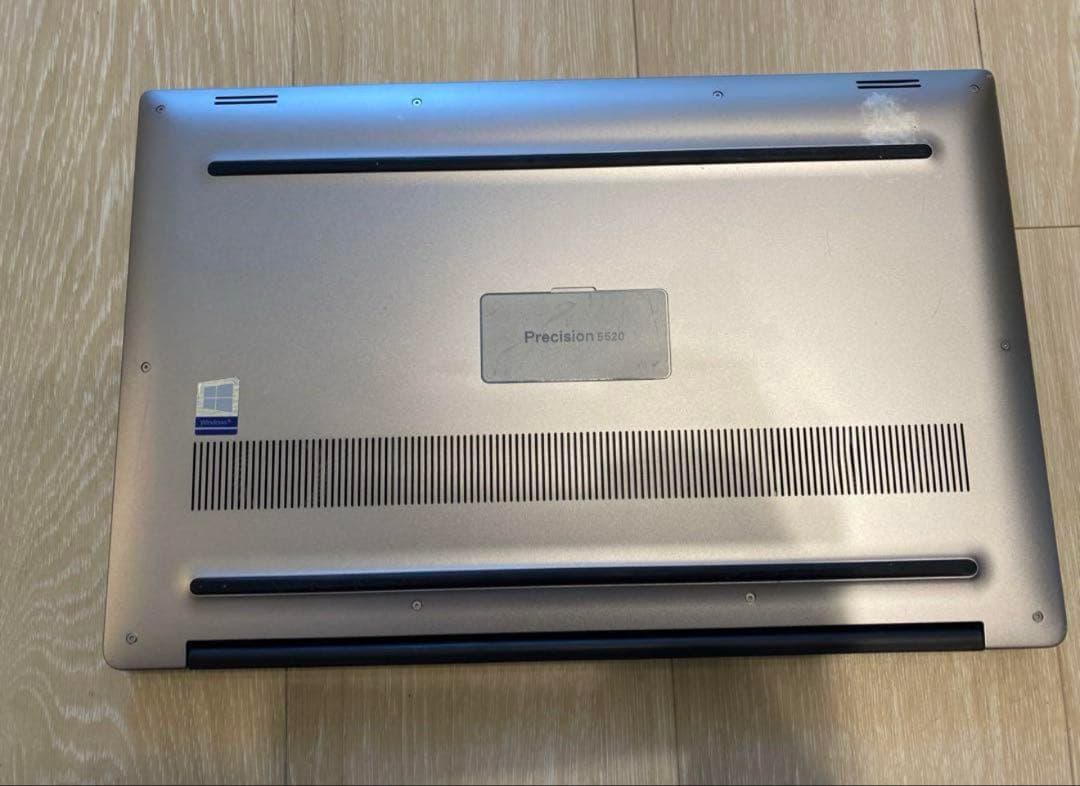 DELL 　　 5520 NVIDIA　i7-32GB-512