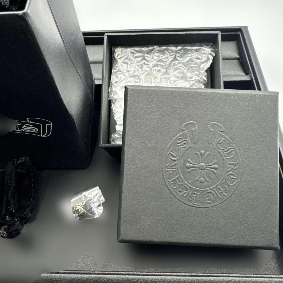 ②Chrome Hearts 花モチーフ アクセサリー