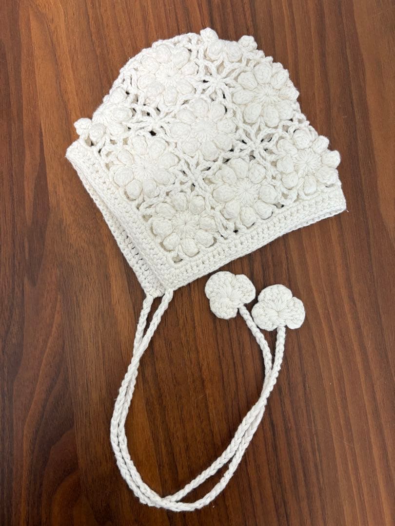 むぎ様【美品】monbebe ロンパースとボンネット2セット