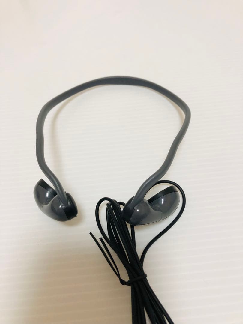 みみもとくん テレビーノ 耳をふさがないイヤホン付き