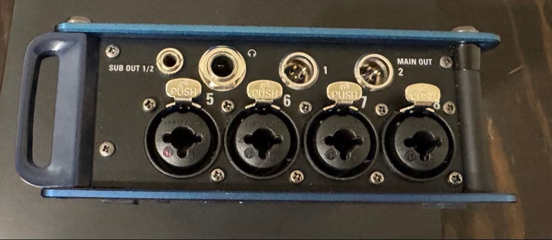 ZOOM F8n マルチトラックフィールドレコーダー