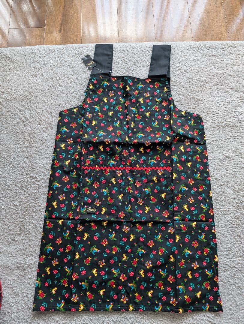 フェイラーハイジ柄　スリッパ、エプロン、バッグ