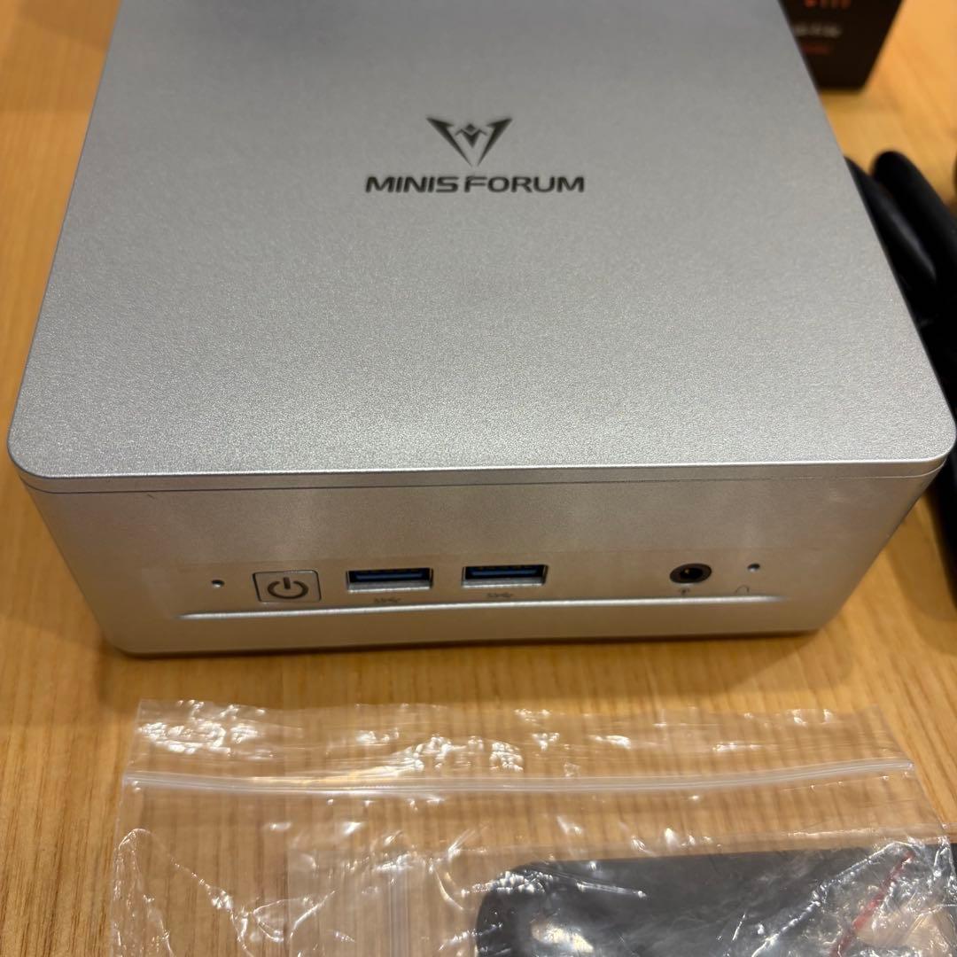 ミニPC MINISFORUM UM870 Slim