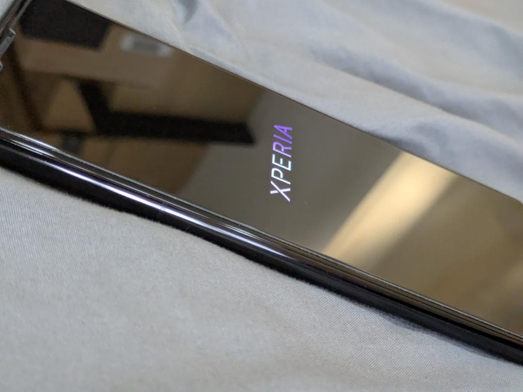 美品 SONY XPERIA 1 SOV40 64GB/ブラック/キャリア au