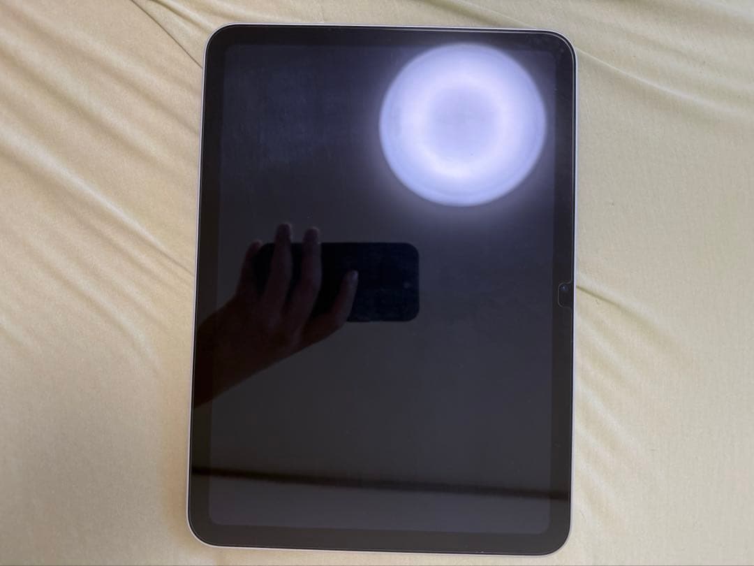 美品　Apple iPad A16 シルバー　128gb