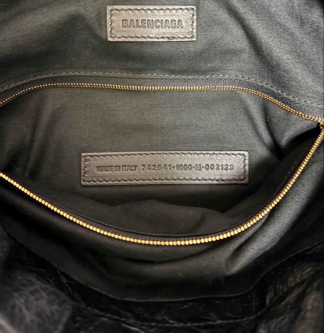 BALENCIAGA CRUSH TOTE トートバッグ ミディアム