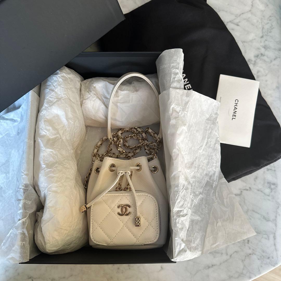 CHANEL バゲットバック ミニ ホワイト キャビアスキン