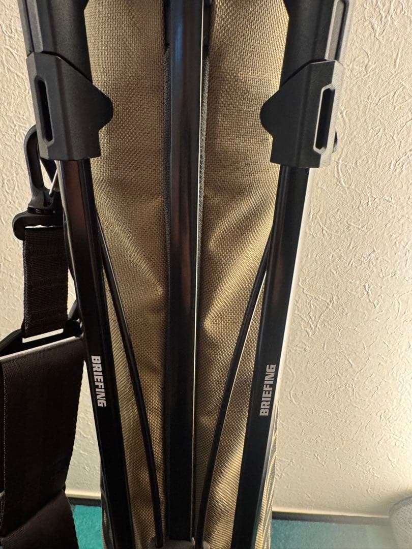 BRIEFING ブリーフィングSELF STAND CARRY TAN