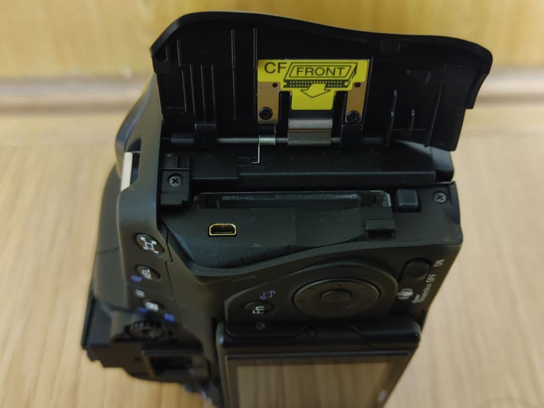 SONY　a-350 DSLR-A350 動作未確認　一眼レフカメラ