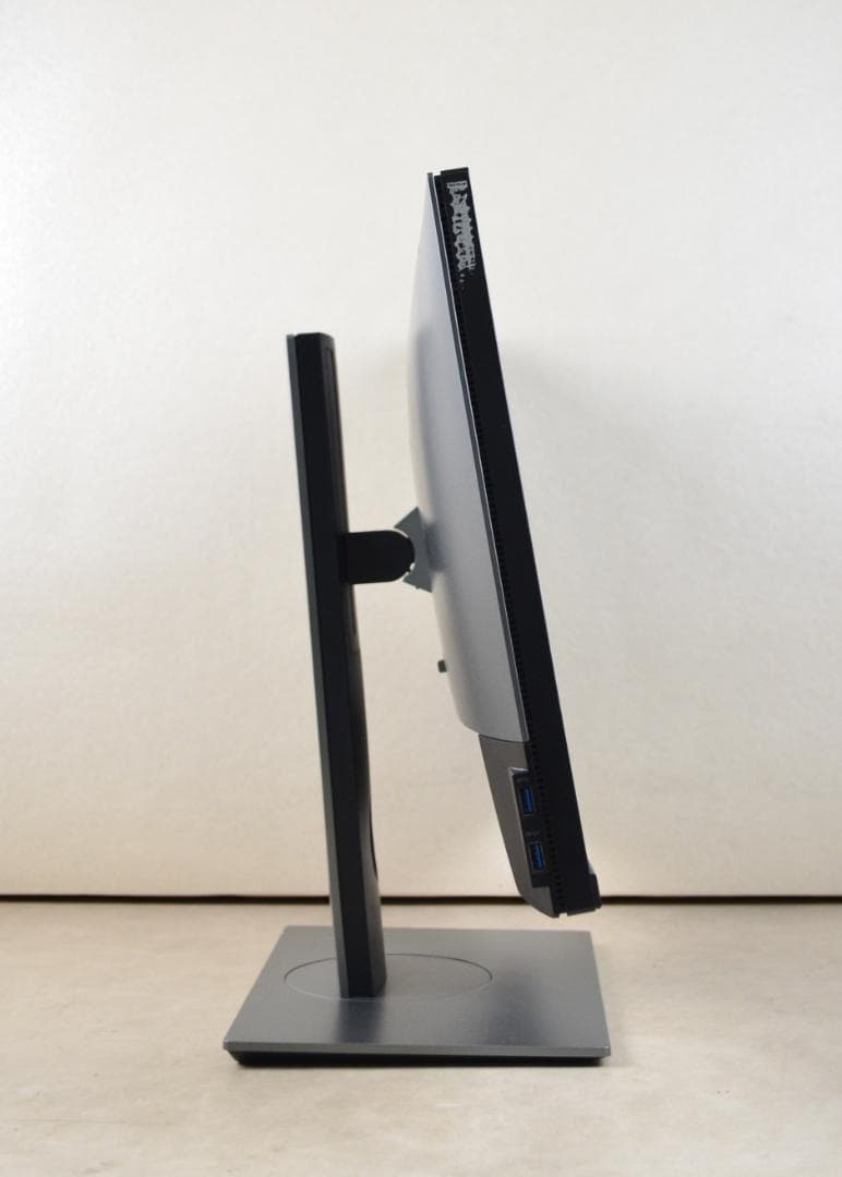 超狭額ベゼル　DELL　25型　UP2516D　WQHD　HDMI　回転　IPS