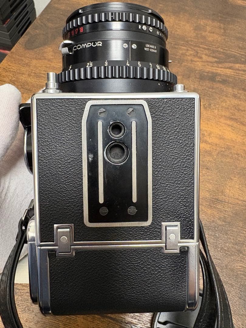 中判カメラ　ハッセルブラッド　500C/M レンズ付き