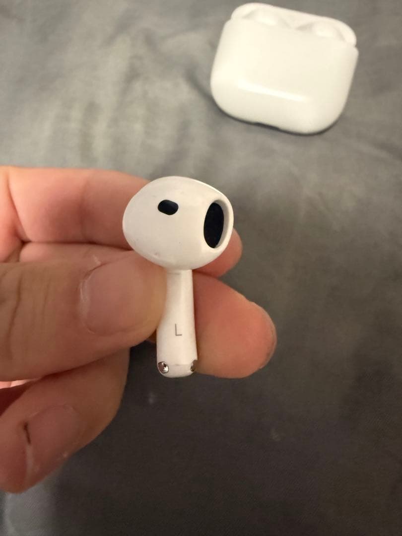 Airpods 第4世代　ノイズキャンセリング機能搭載