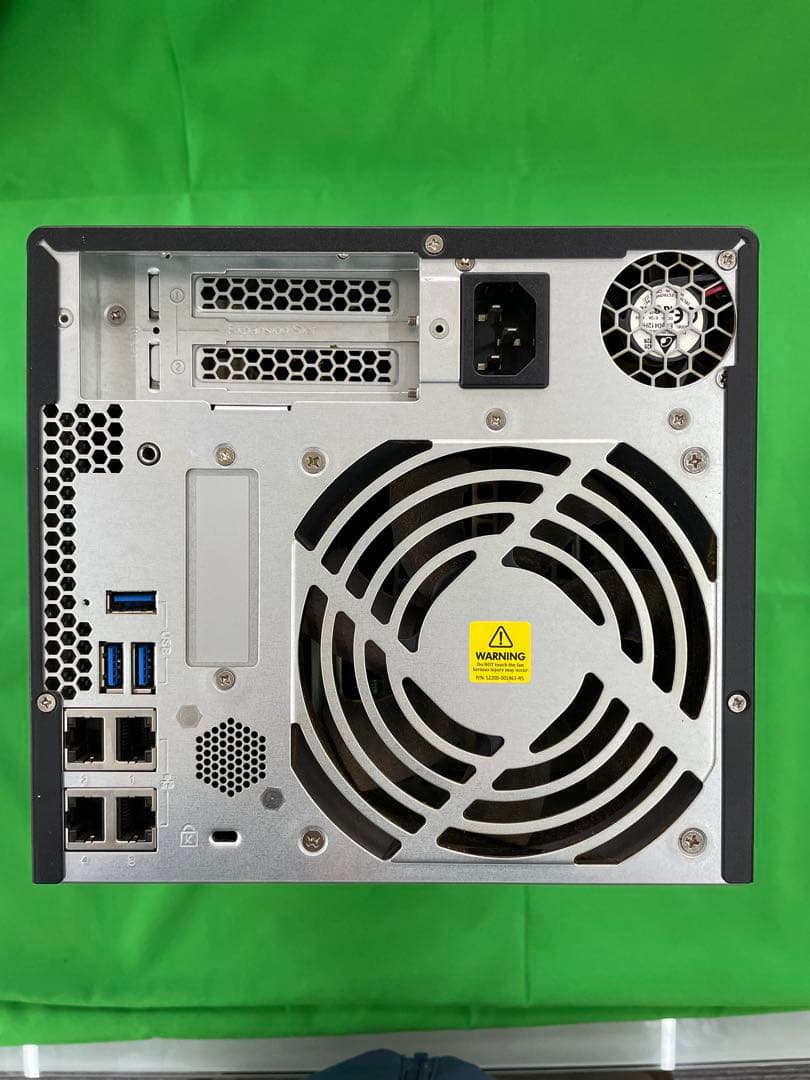 外付けハードディスク・ドライブ QNAP TS-473