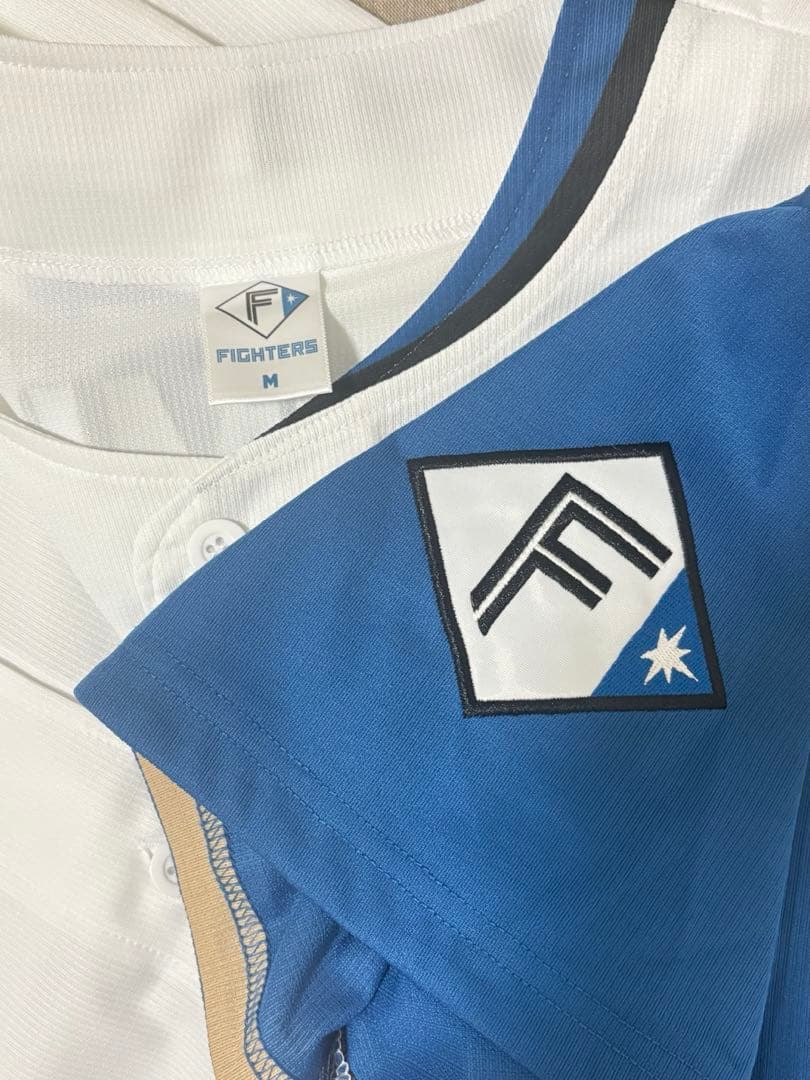 清宮幸太郎　北海道日ハムファイターズ　レプリカユニフォーム　Mサイズ