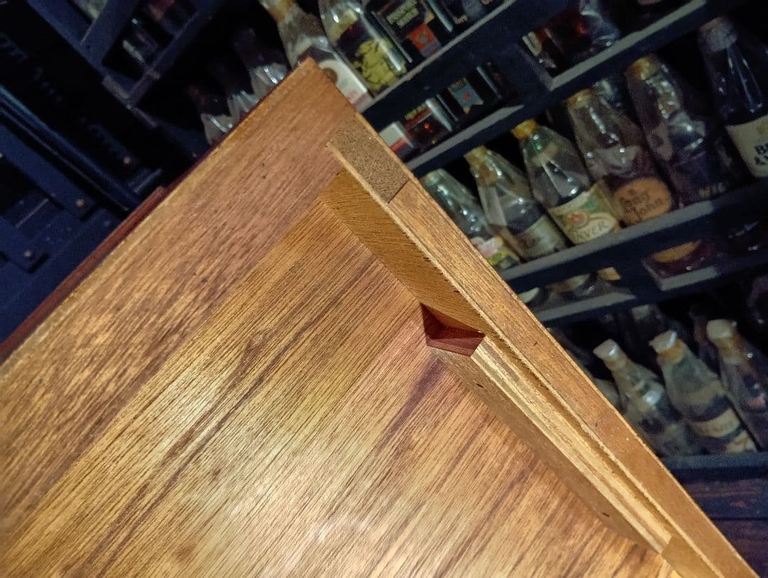 1960's　チーク材　突板　カッパーハンドル　ウッド　レコード　キャビネット