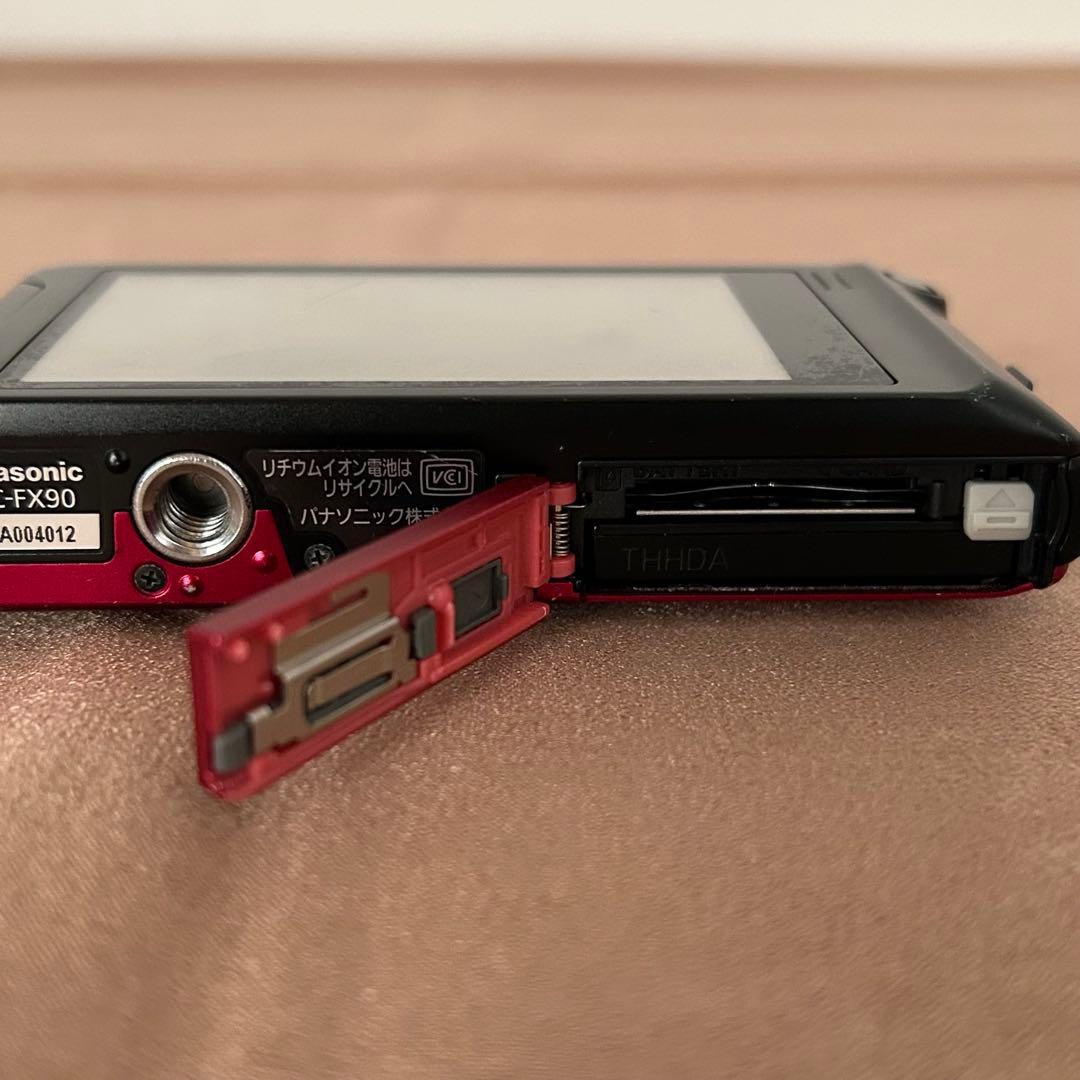パナソニックコンパクトデジタルカメラ　DMC-FX90 レッド