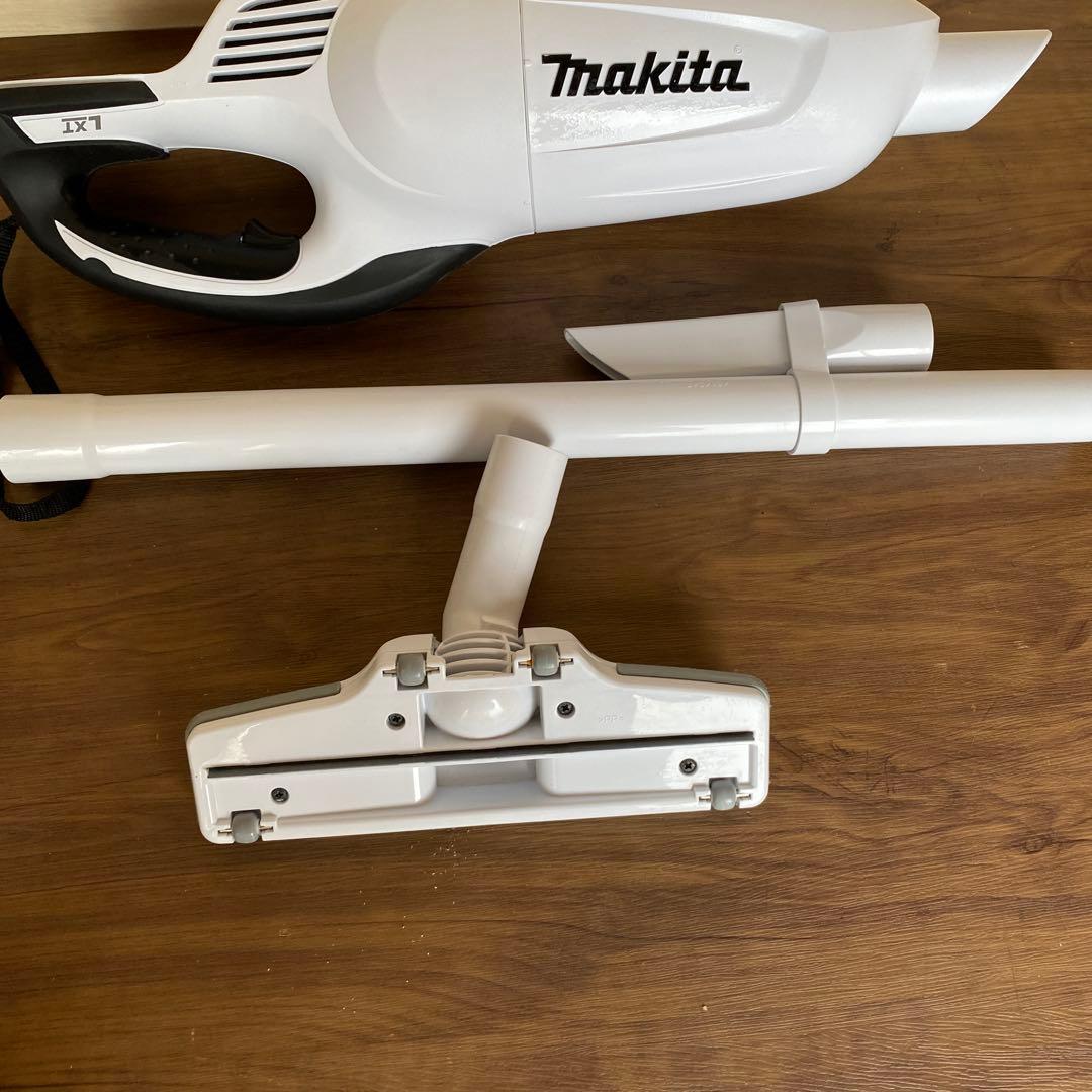 Makita CL180FD スティッククリーナ− 電源あり