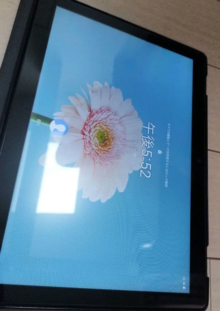 美品　Lenovo Tab B10 HD 本体 Wifiモデル