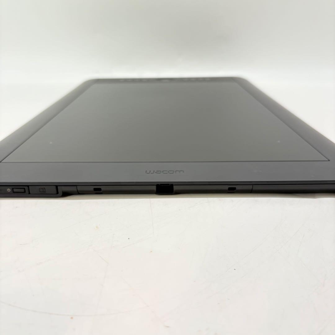 【美品•動作良好】ワコム ペンタブ intuos Pro PTH-851/K1