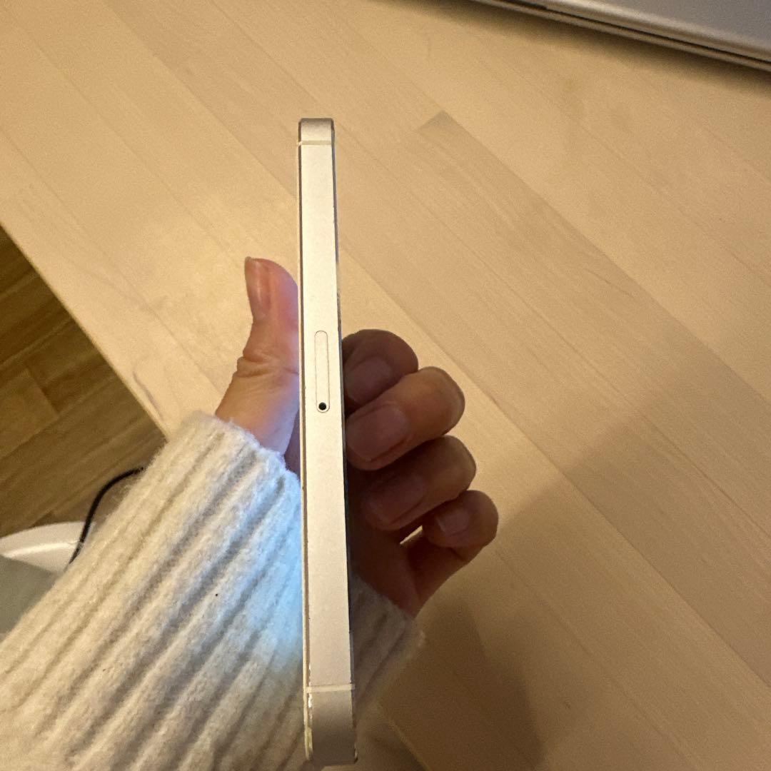 Apple iPhone 5 ホワイト 本体