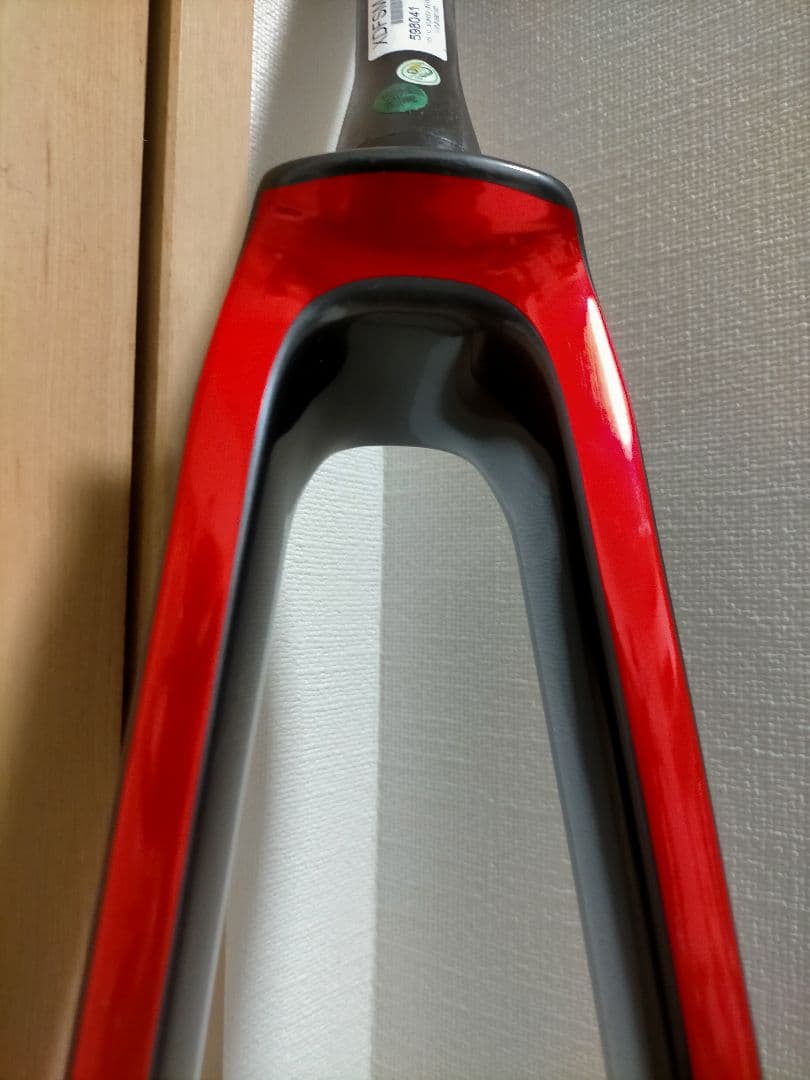 TREK EMONDA SL5 フロントフォーク 2023年モデル