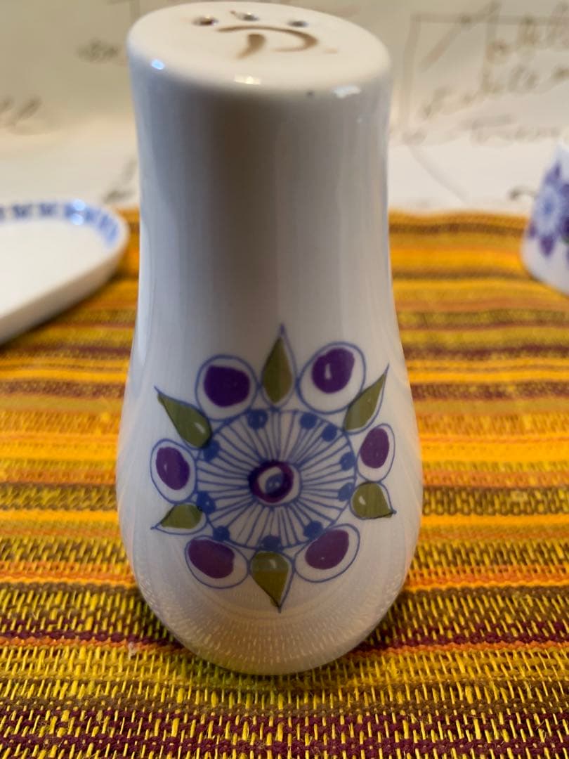 北欧ビンテージ　figgjo フィッギオ　美品Lotte柄の可愛い調味料セット！