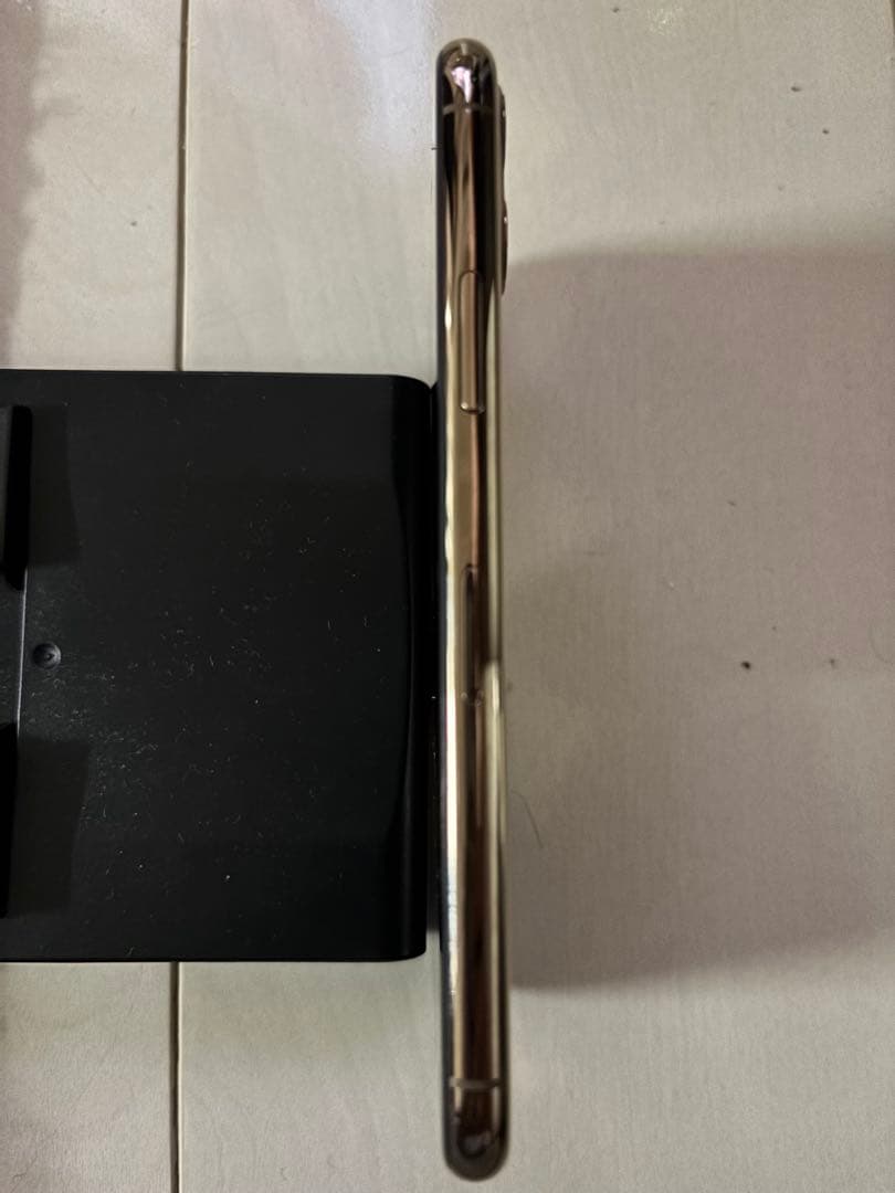 【SIMフリー】Apple iPhone 11 Pro ゴールド