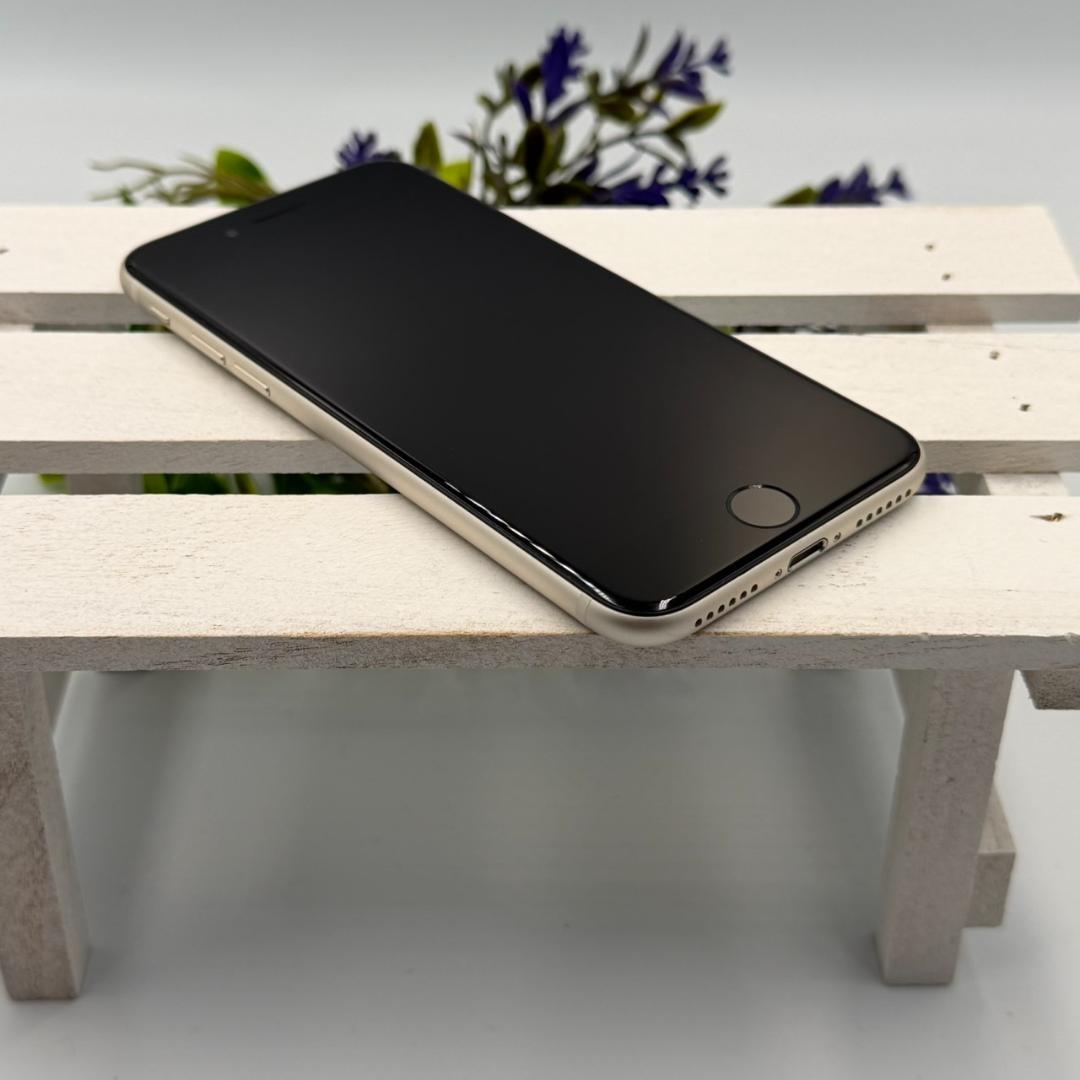 iPhone SE第3世代 64GB スターライト 316