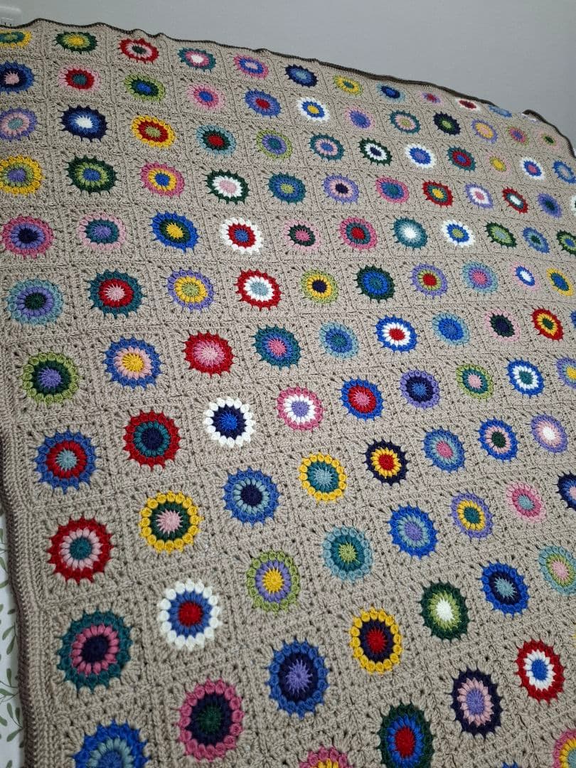 手編み　モチーフ　ブランケット