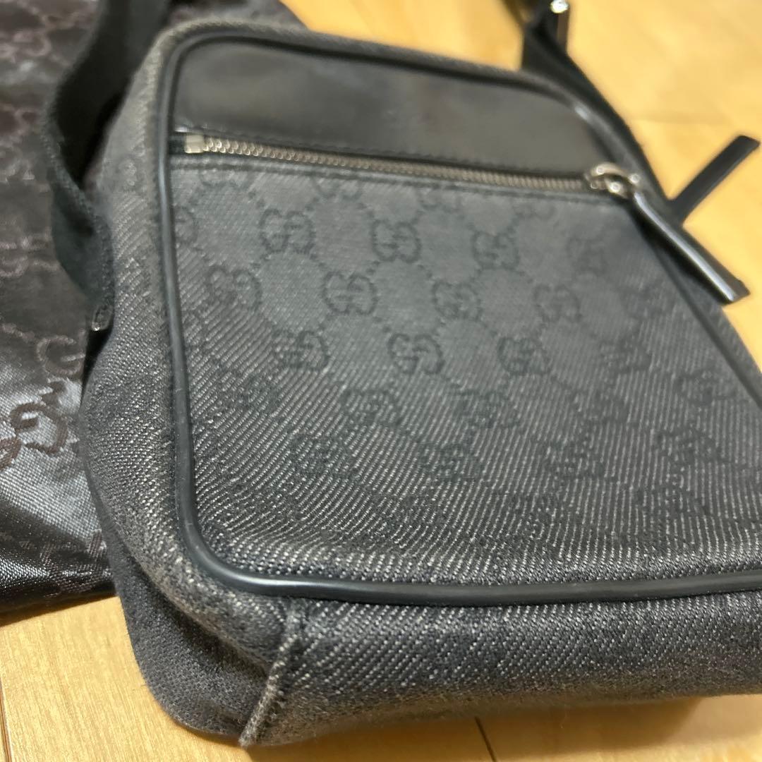 【予約品】Gucci ブラック ショルダーバッグ 収納袋付き