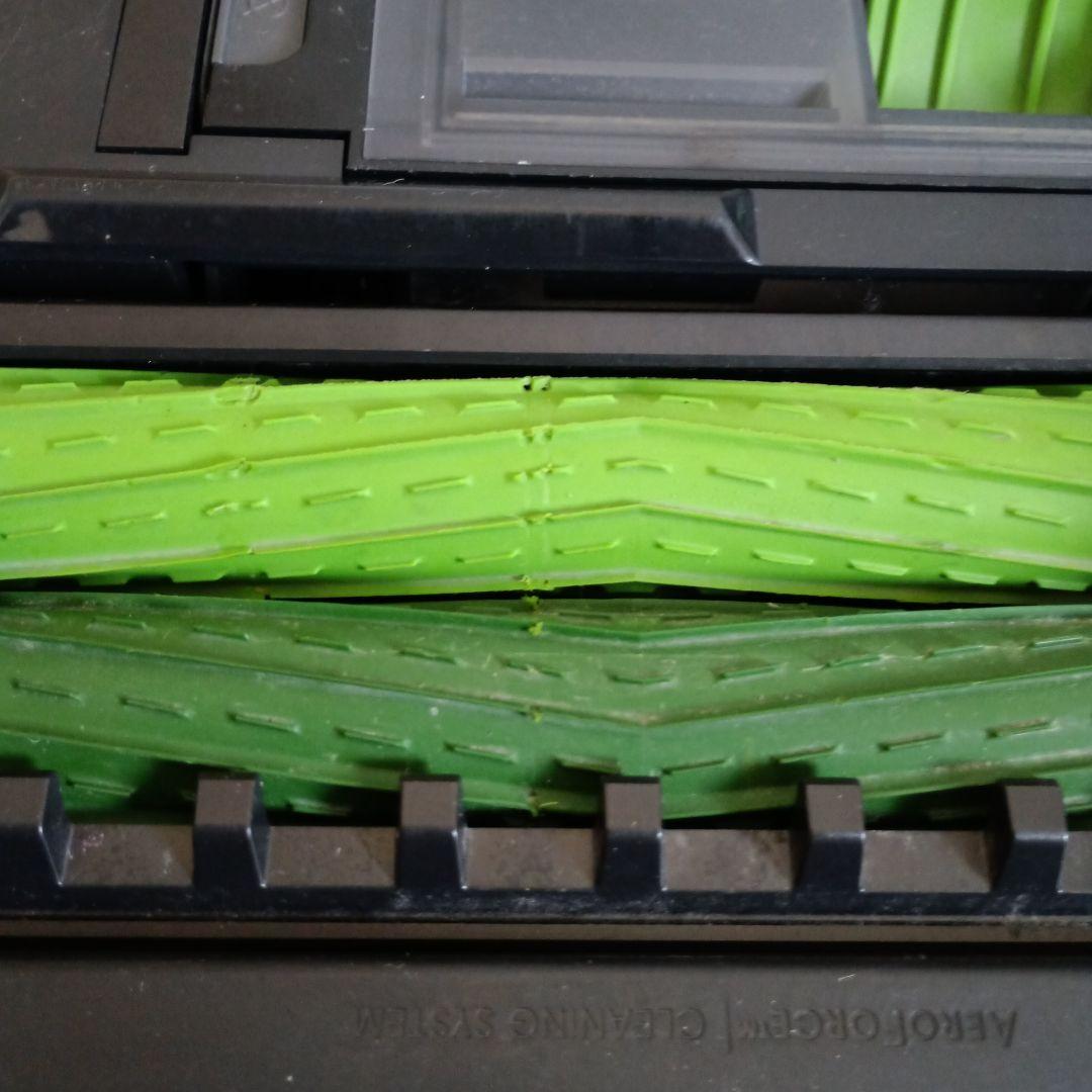 ルンバ j9+ 自動ゴミ収集機　iRobot