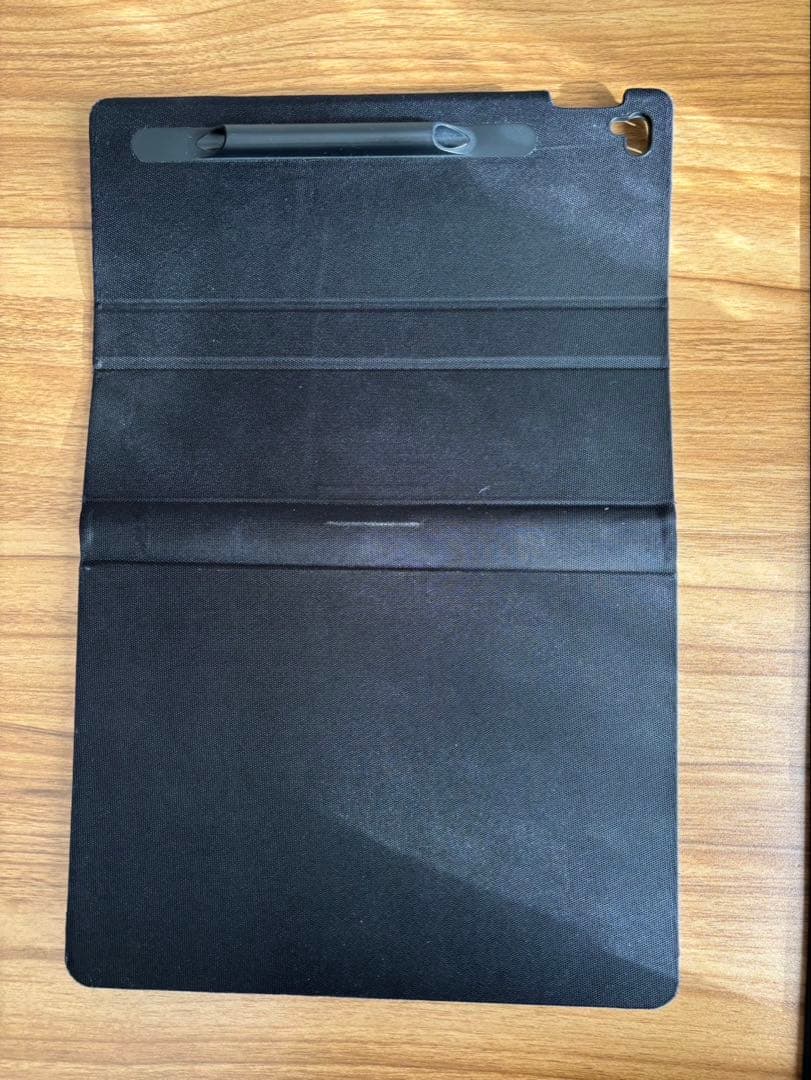 iPad Air 第3世代　64GB Wi-Fiモデル　キーボード付き