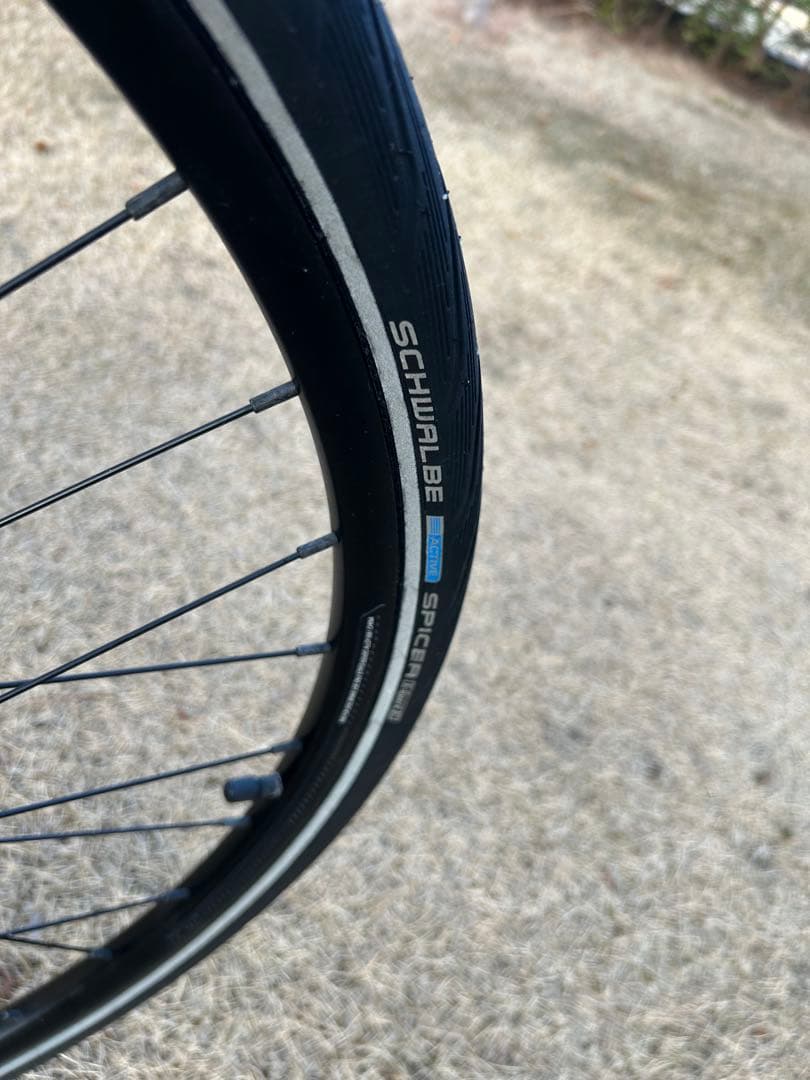 【超美品】CANNONDALE クロスバイク QUICK 4+付属品