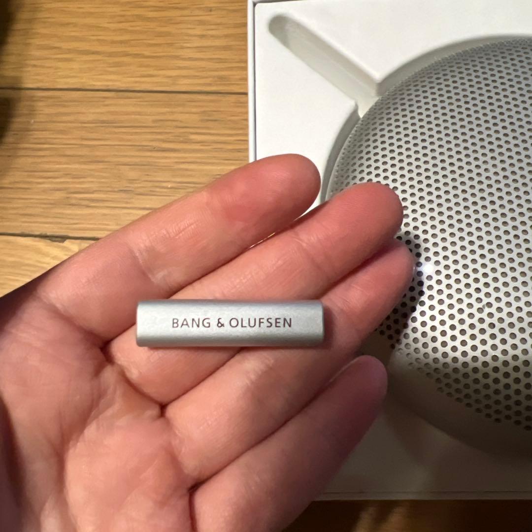 スピーカー・ウーファー Bang&Olufsen Beosound A1 2nd generation