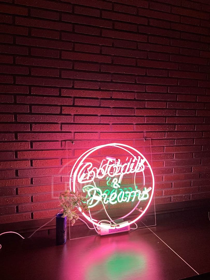 Cocktails & Dreams ネオンライト
