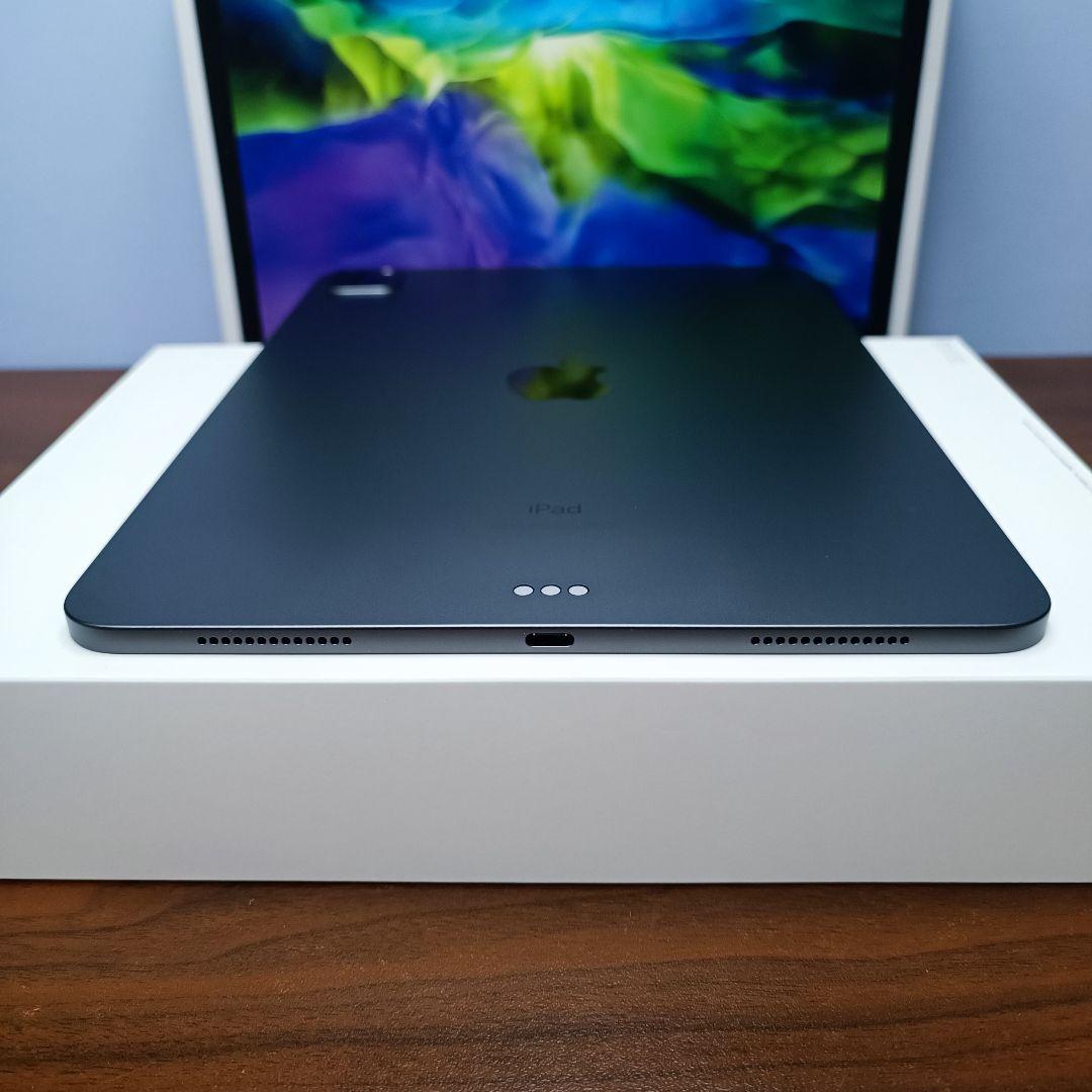 (美品) iPad Pro 11インチ 第2世代 128GB、 Keyboard