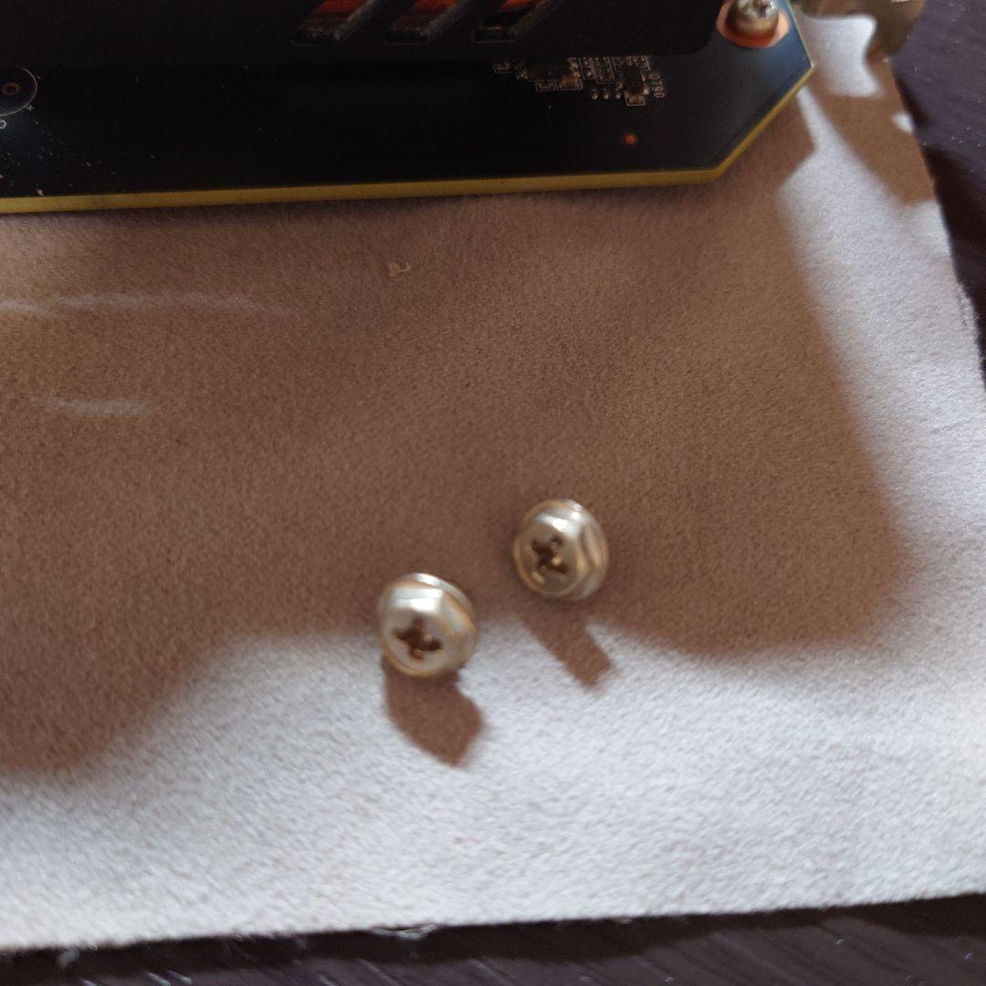 MSI GeForce GTX 1660 AERO ITX 6G OC 本体