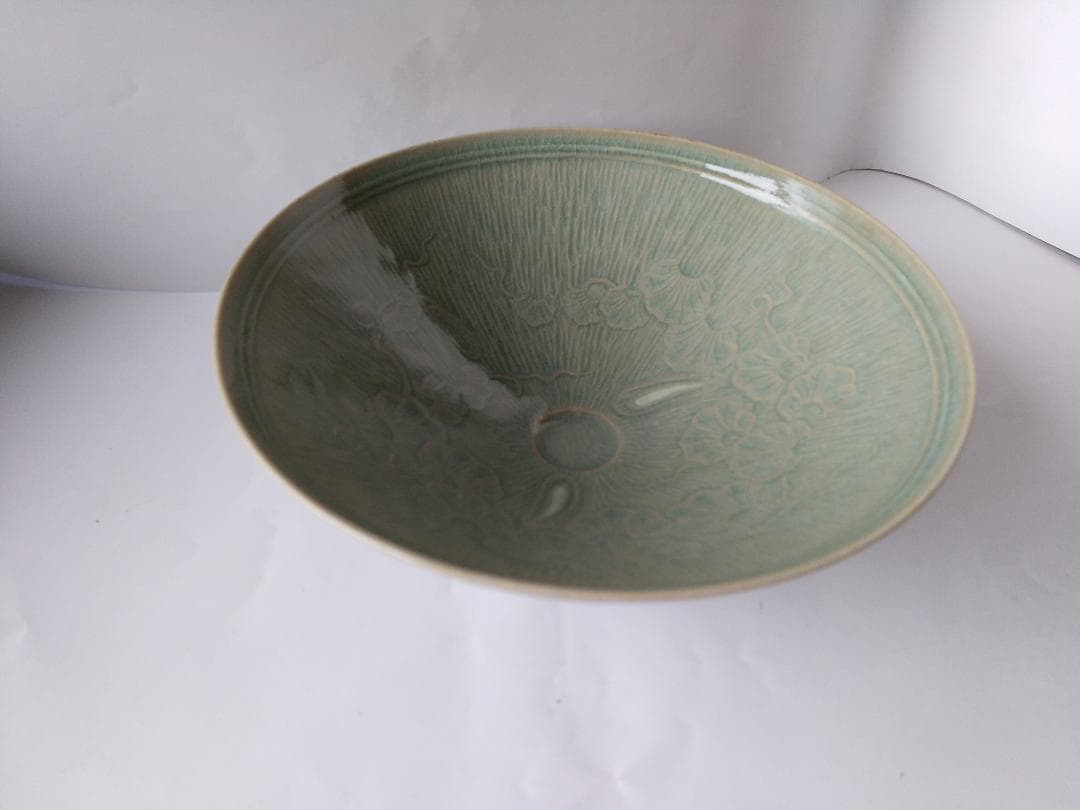 金福漢 漢青 高麗 高麗青磁 青磁器 共箱 栞 茶道具 茶器 茶碗 美品 です。