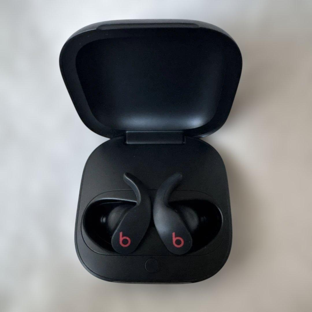 シュンスケさま用　Beats Fit Pro 【付属品未使用＋替イヤピサービス】