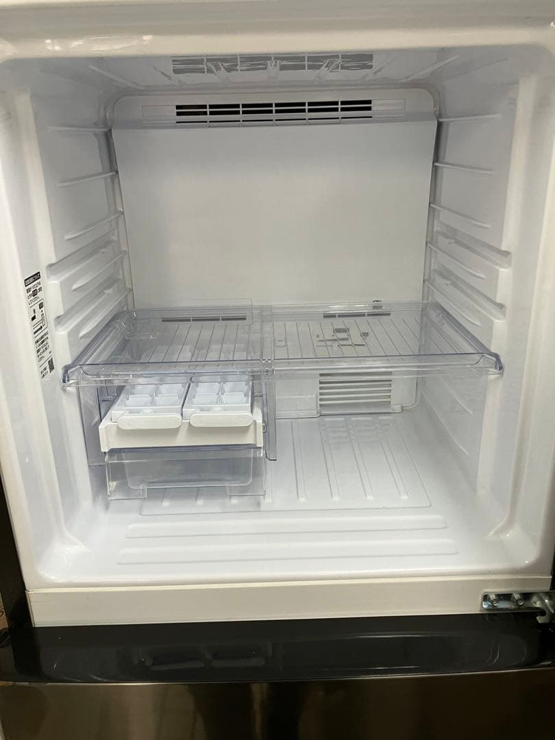 SHARP 冷蔵庫225L 2022年製