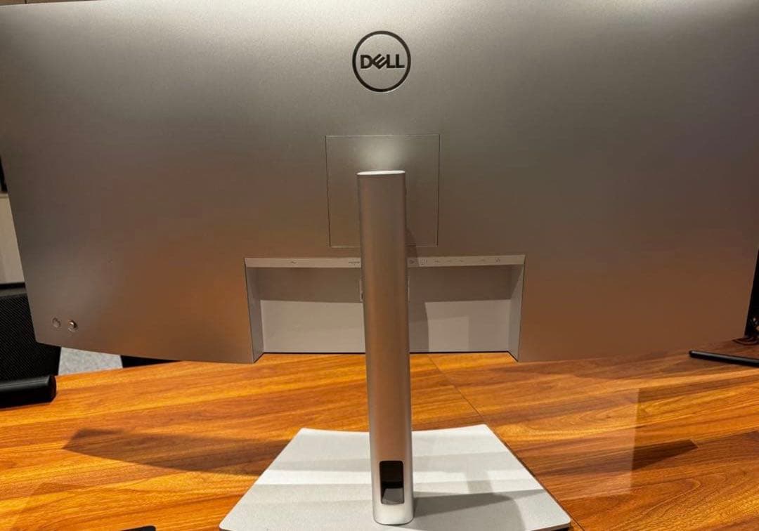 Dell U4021QW 5K2Kモニター