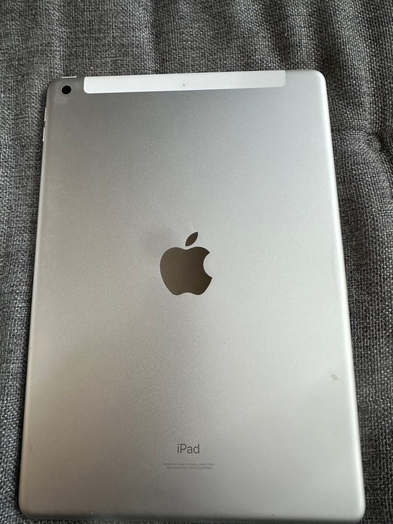 Apple iPad 第9世代 64GB シルバー simフリー