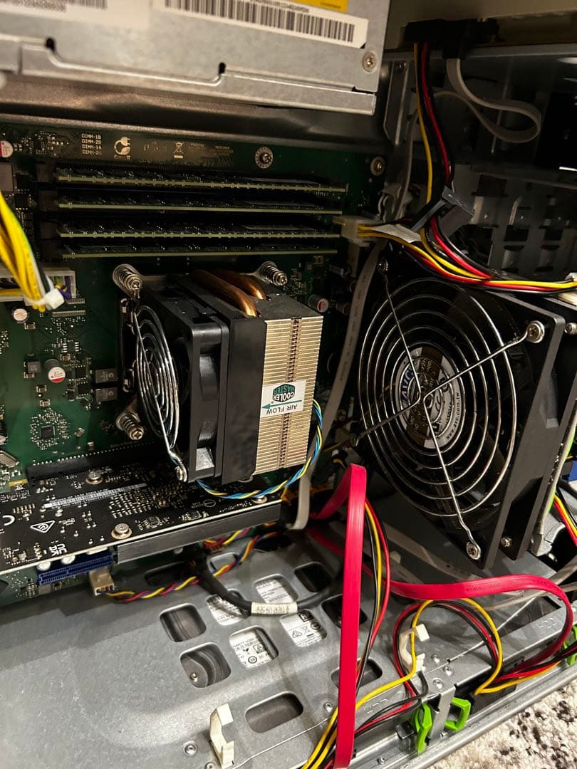 Fujitsu PRIMERGY TX100 S3 サーバー 4TB