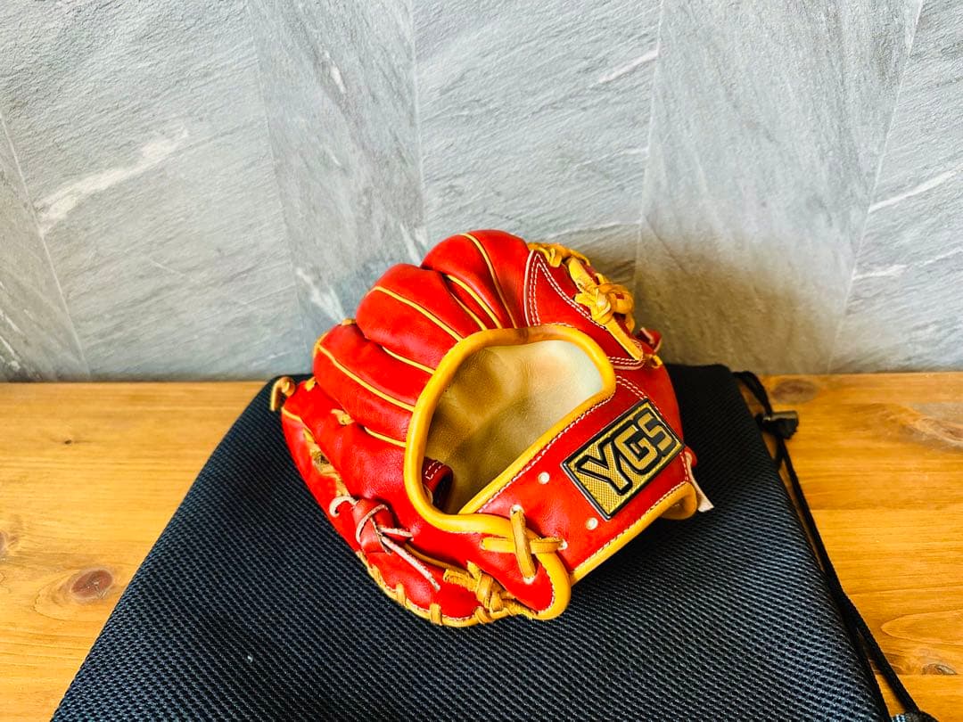 美品 極上型 YGS 硬式 内野手用グラブ 定価66000円