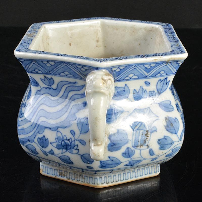 瀬戸焼　古瀬戸　染付　鳳凰花文　双耳六角香炉　M　R7342